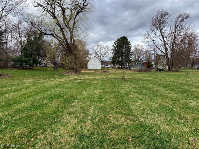 250 Greeley Street, West Salem, OH, 44287
