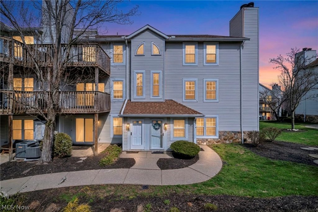 28300 Detroit Road #D1, Westlake, OH