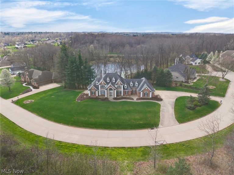 5502 Deer Pines Drive, Clinton, OH - Photo 5