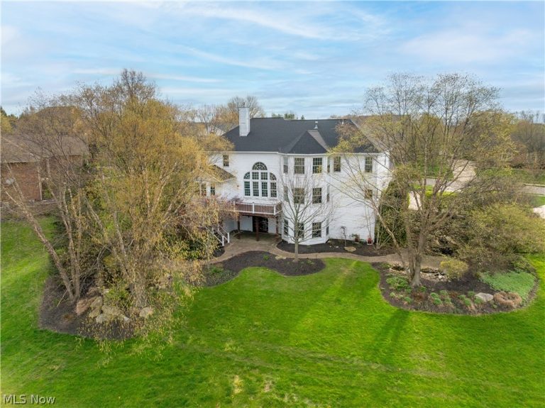 1561 Pilgrims Knob, Canton, OH - Photo 3