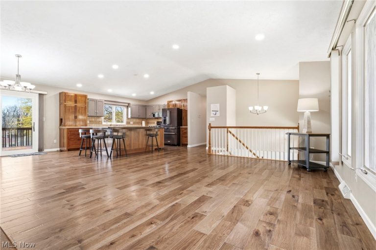 2400 Lancaster Road, Akron, OH - Photo 8