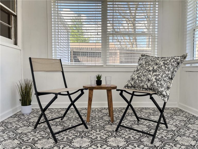 2455 Albrecht Avenue, Akron, OH - Photo 5