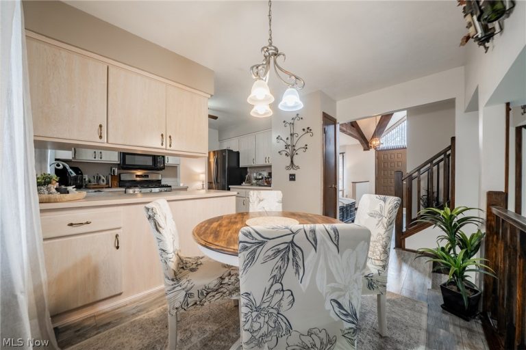 1205 Tulip Court, Brunswick, OH - Photo 6