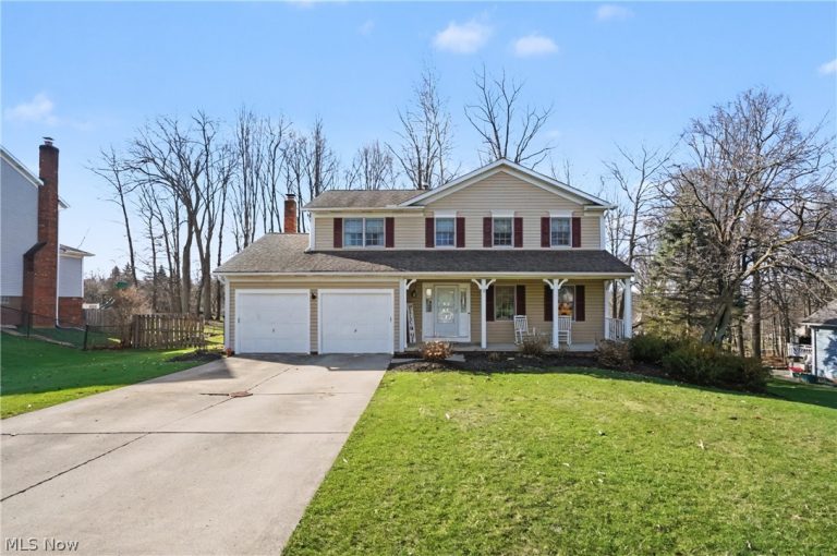 1282 Berkshire Drive, Macedonia, OH - Photo 2
