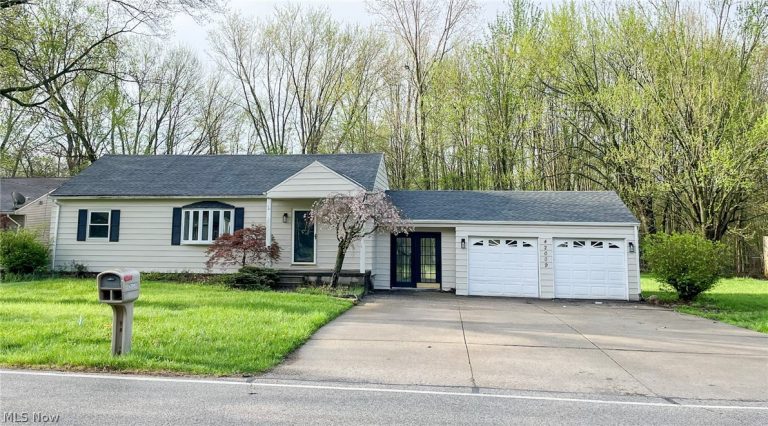42009 Adelbert Street, Elyria, OH, 44035
