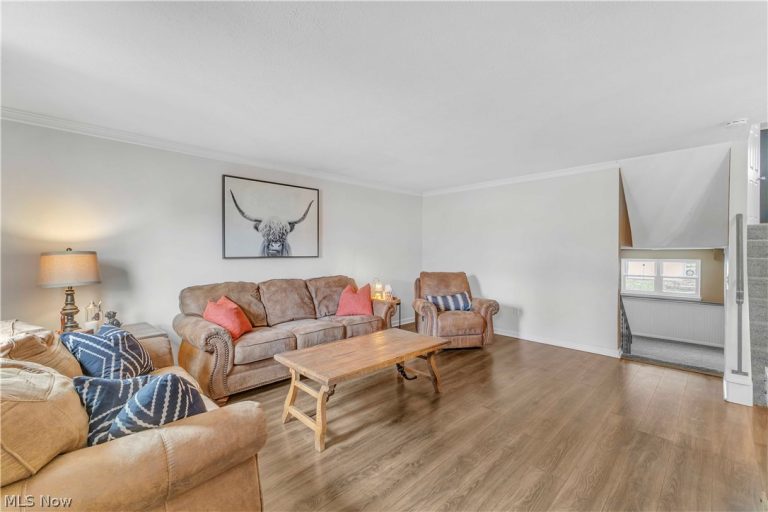 6048 Rosebelle Avenue, North Ridgeville, OH - Photo 4