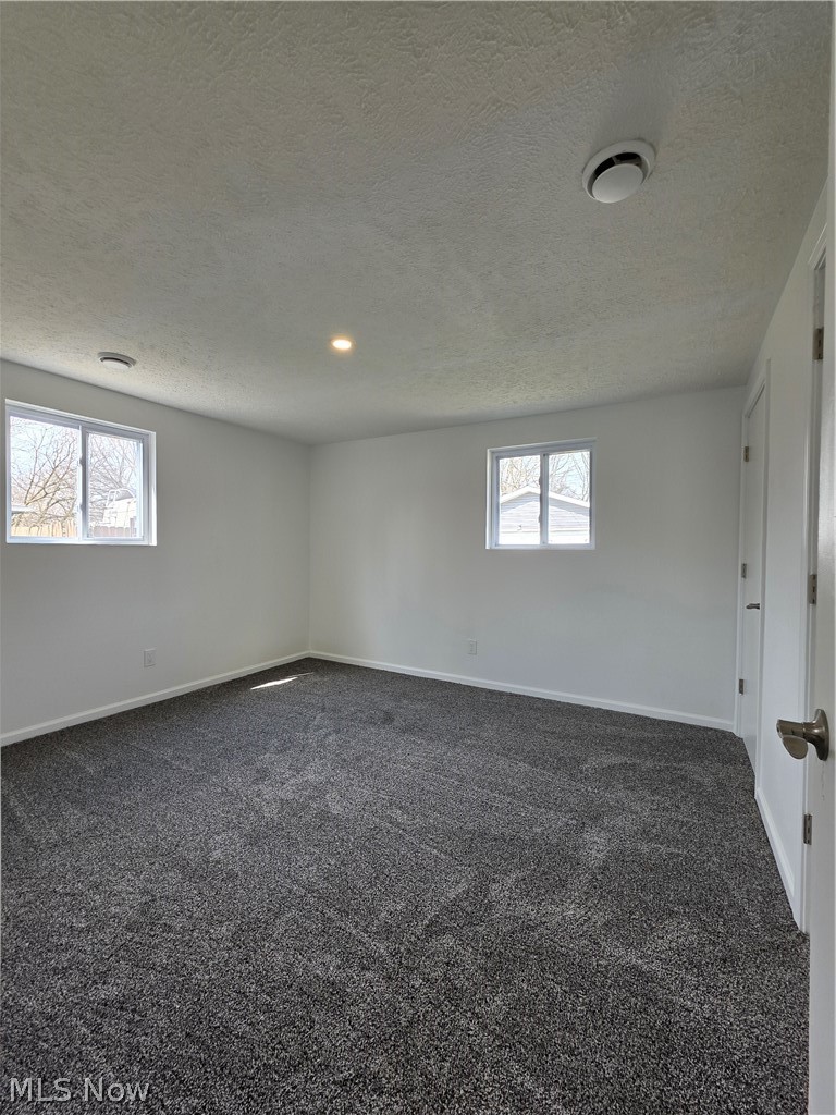 746 Delaware Avenue, Elyria, OH - Photo 8