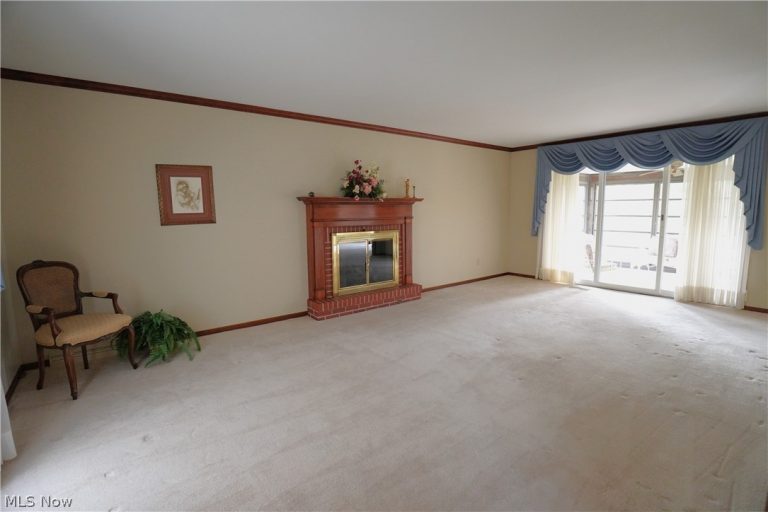 1235 Briarview Avenue, North Canton, OH - Photo 6