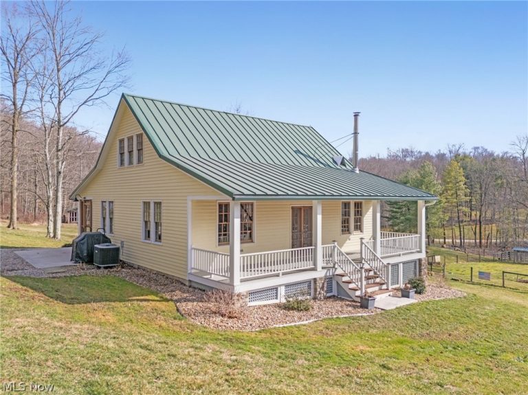 2210 Scroll Road, Carrollton, OH - Photo 2