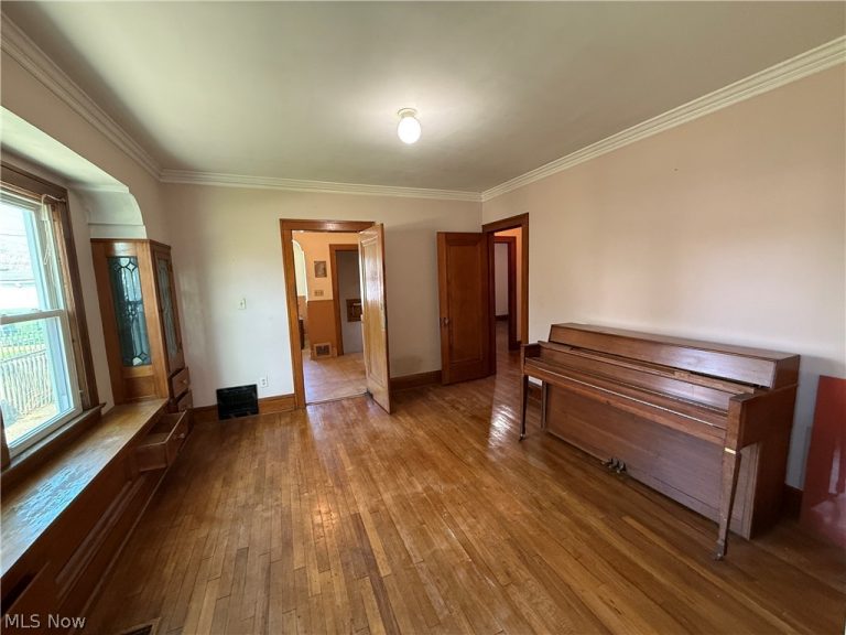 18309 Edgerton Road, Cleveland, OH - Photo 3