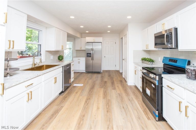 560 Mineola Avenue, Akron, OH - Photo 4