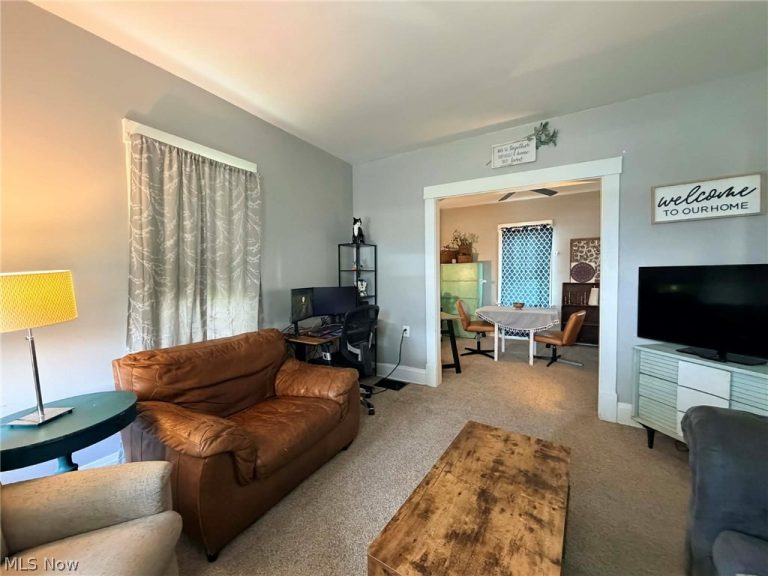 609 Seborn Avenue, Zanesville, OH - Photo 3