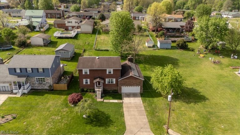 87 Cummins Street, Washington, WV - Photo 6