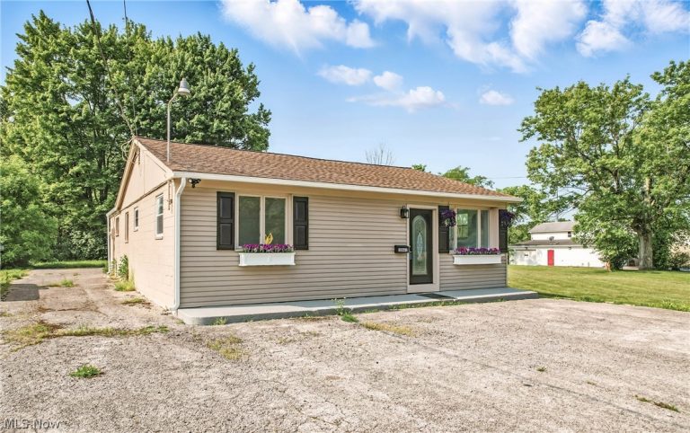 10861 Mahoning Avenue, North Jackson, OH, 44451