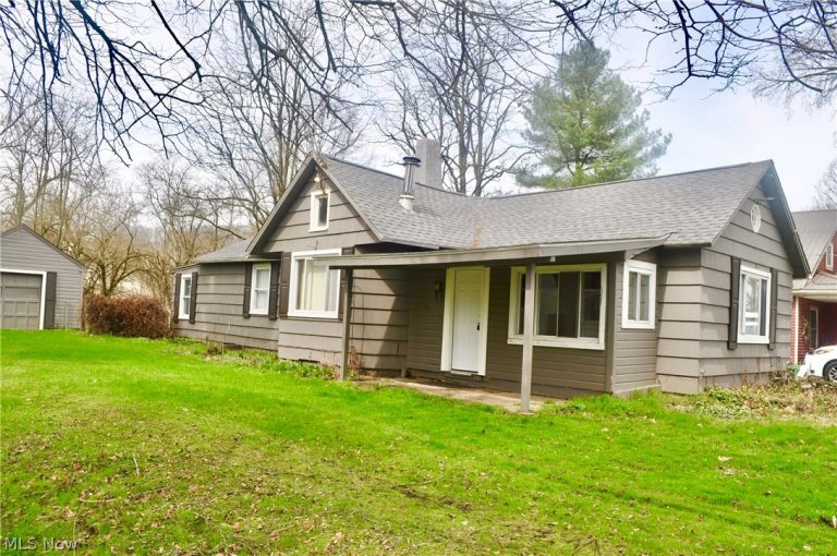 5872 Main Street, Peninsula, OH, 44264