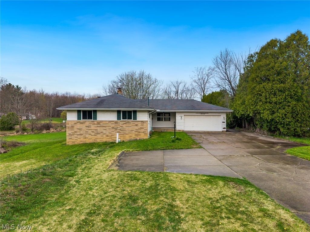 19156 Howe Road, Strongsville, OH