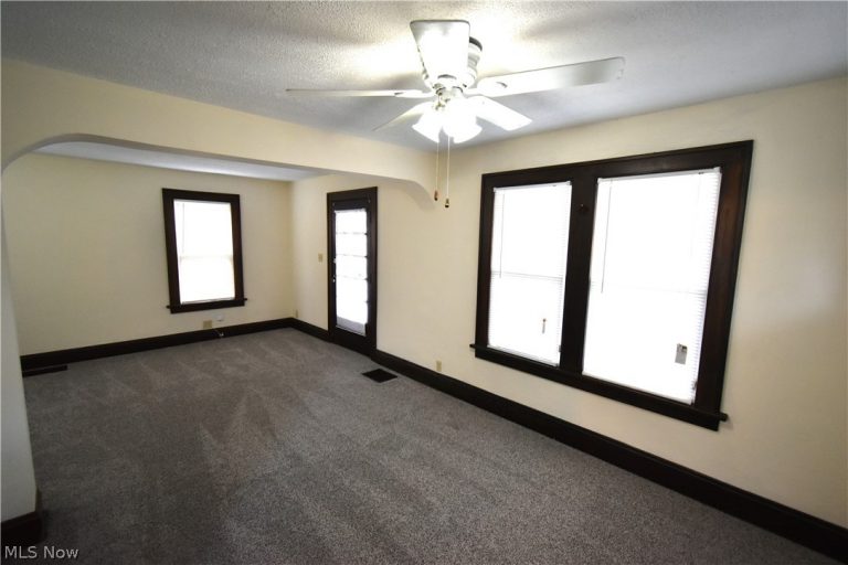 3885 135th Street, Cleveland, OH - Photo 5