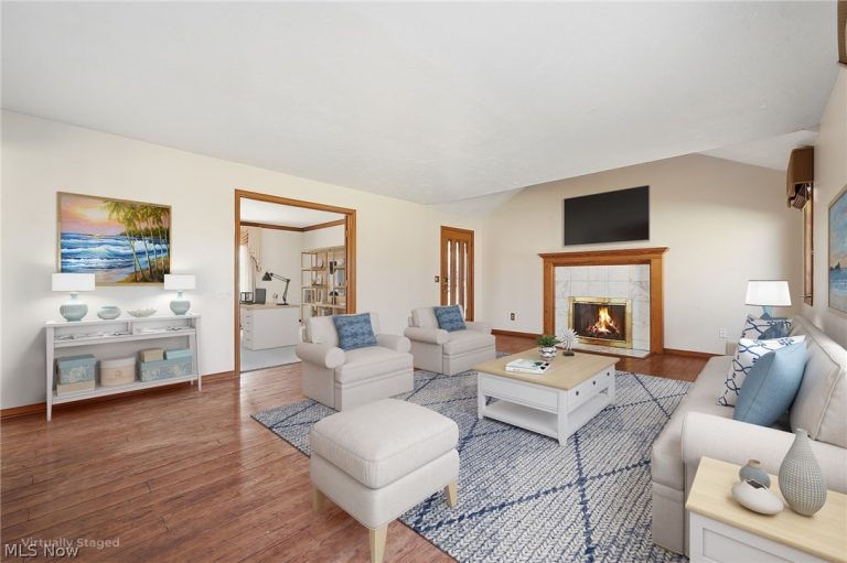 19649 Sagamore Road, Walton Hills, OH - Photo 4