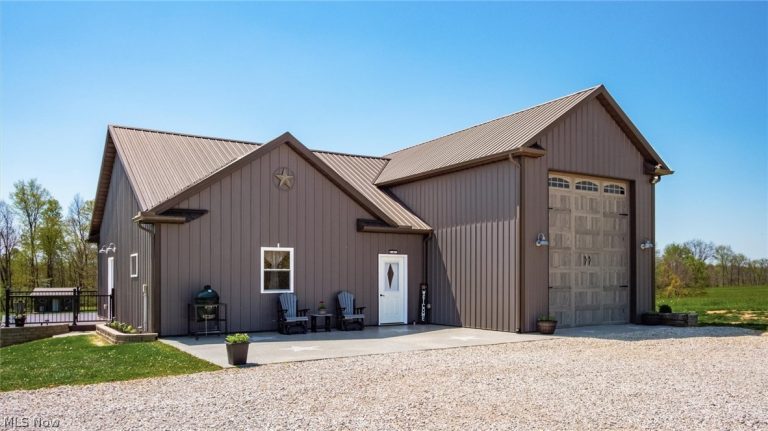 2967 Opera Road, Mount Perry, OH, 43760