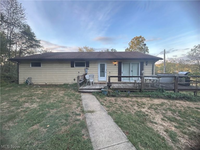 8188 Dozer Road, Cambridge, OH, 43725