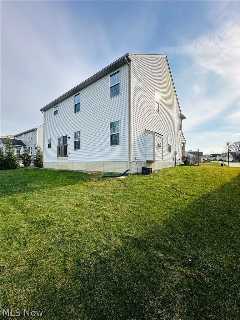 8721 Summer Wind Lane, Mentor, OH - Photo 5