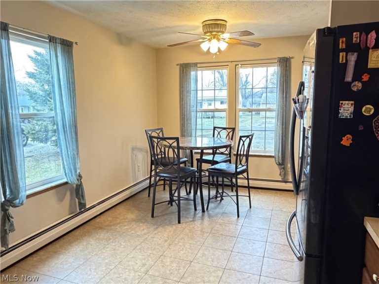 1268 Oxford Drive, Madison, OH - Photo 4