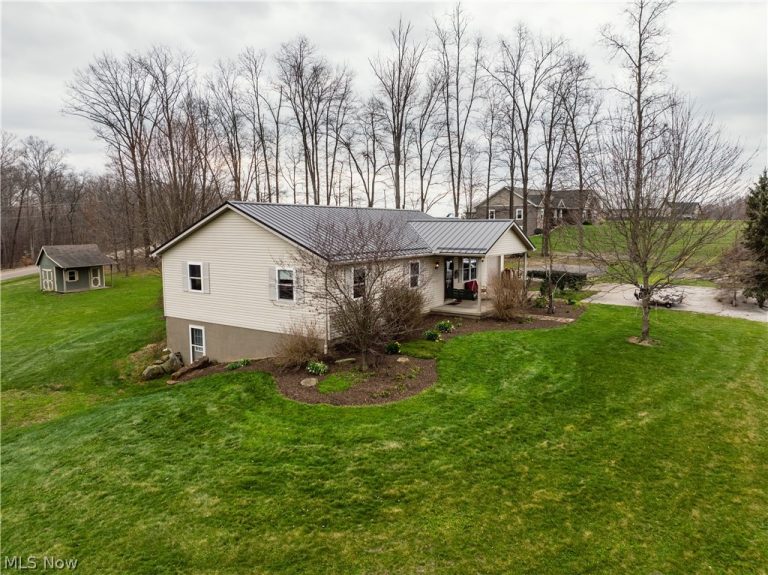 8721 Camp Road, Dundee, OH - Photo 6