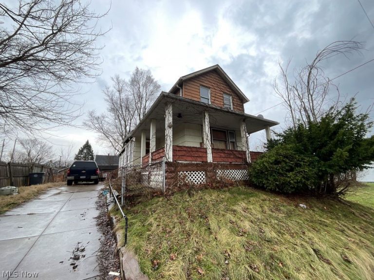 7300 Claasen Avenue, Cleveland, OH, 44105