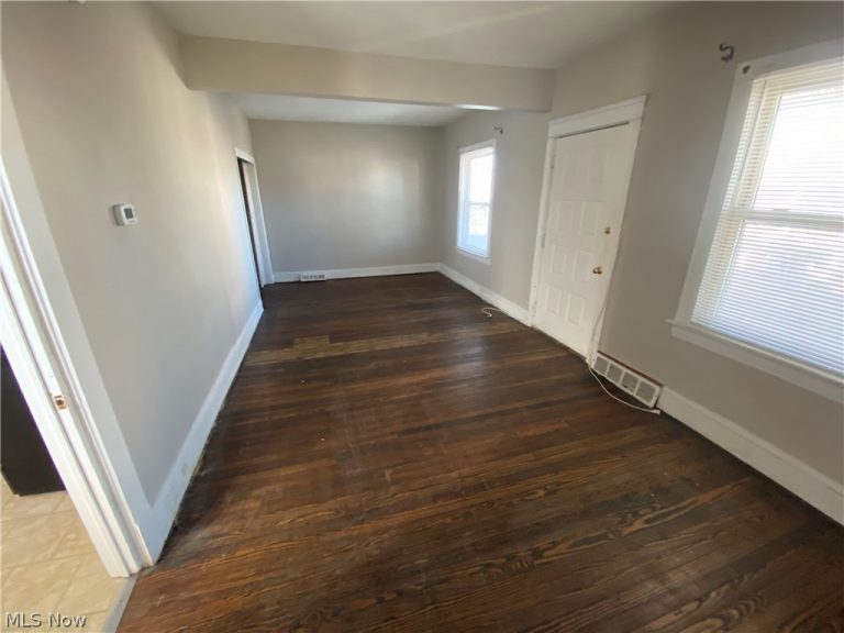 3724 13th Street, Cleveland, OH - Photo 3