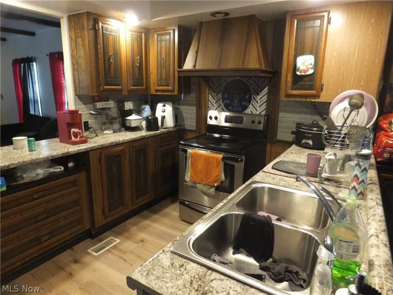 3000 Brookpark Road, Cleveland, OH - Photo 6