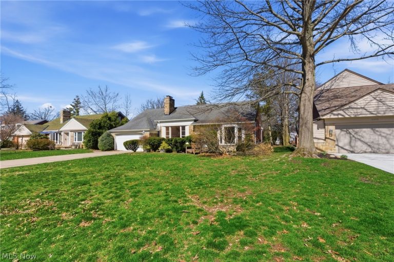 4391 Churchill, University Heights, OH - Photo 2