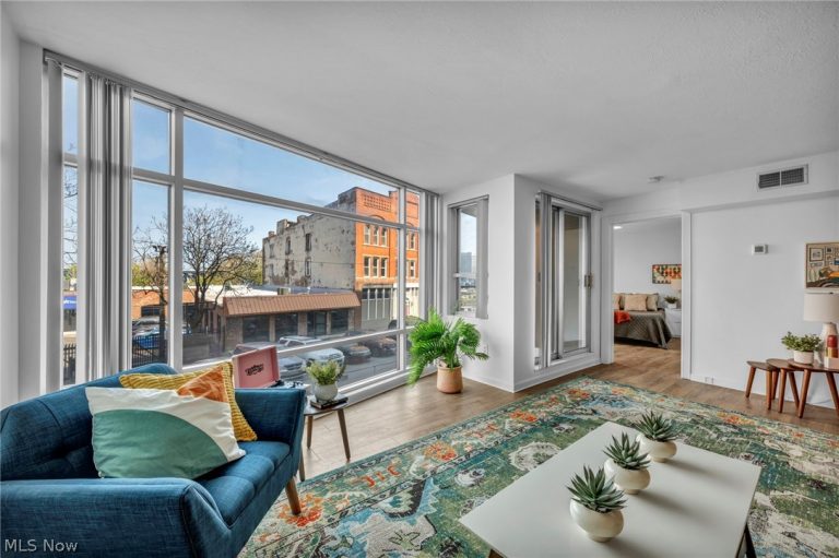 2222 Detroit Avenue #413, Cleveland, OH - Photo 6