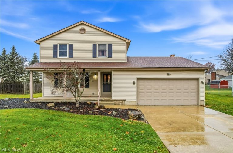4562 Sheffield Drive, Austintown, OH, 44515