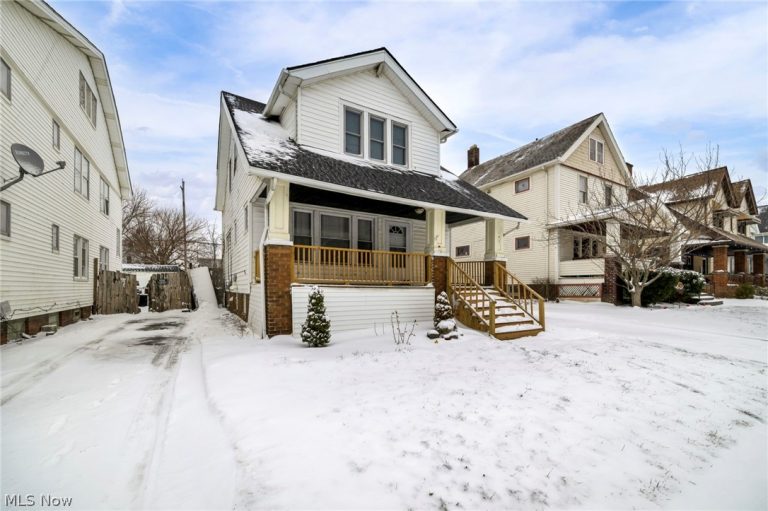 4225 50th Street, Cleveland, OH - Photo 2