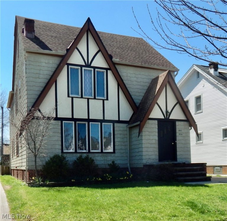 6511 Laverne Avenue, Parma, OH, 44129