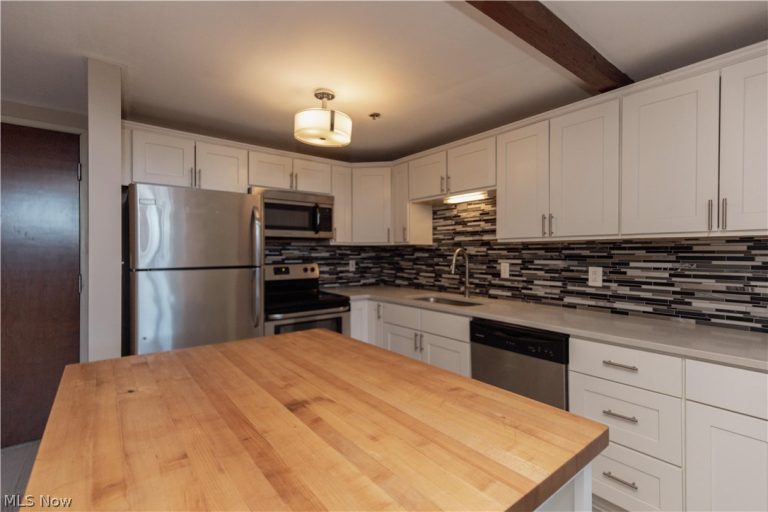 1133 9th Street #112, Cleveland, OH - Photo 5