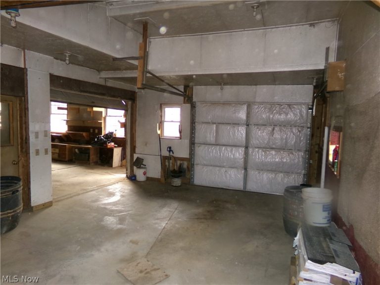 317 Mann Drive, Waynesburg, OH - Photo 3
