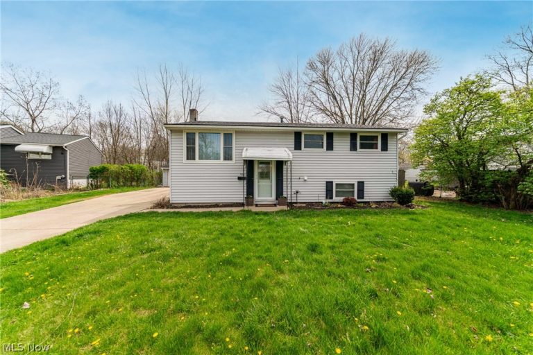4761 James Road, North Ridgeville, OH, 44039