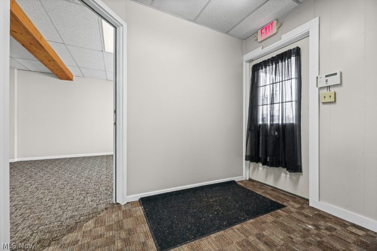 1930 Suite B Freedom Avenue, Alliance, OH - Photo 6