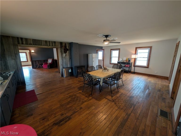 5696 Township Road 289, Hammondsville, OH - Photo 4