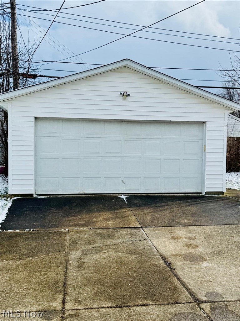 3415 Center Drive, Parma, OH - Photo 5