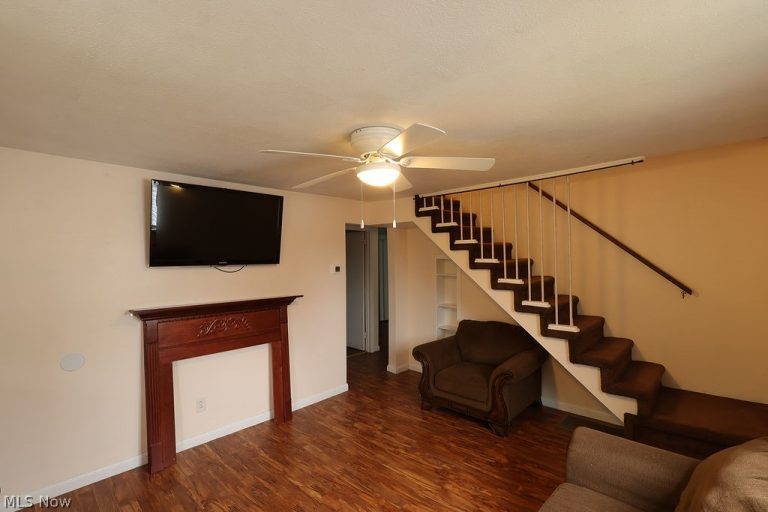 710 21st Street, Vienna, WV - Photo 4
