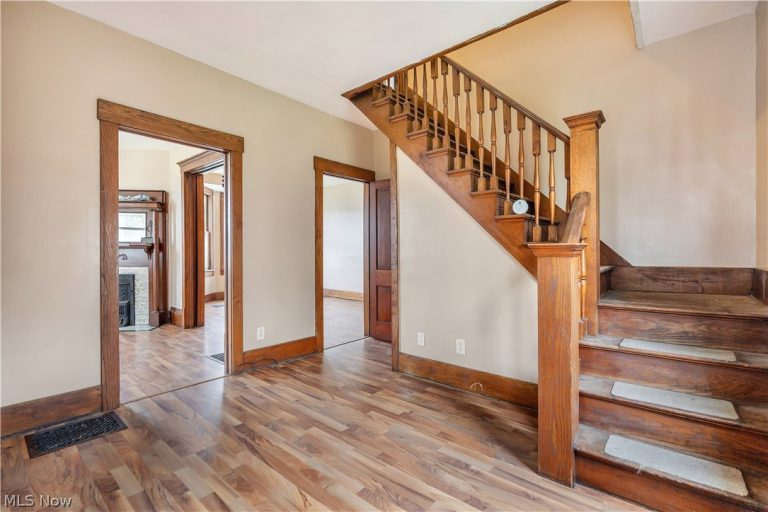 12020 Easton Street, Alliance, OH - Photo 8