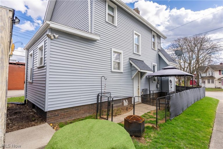 1421 Ferndale Road, Canton, OH - Photo 4