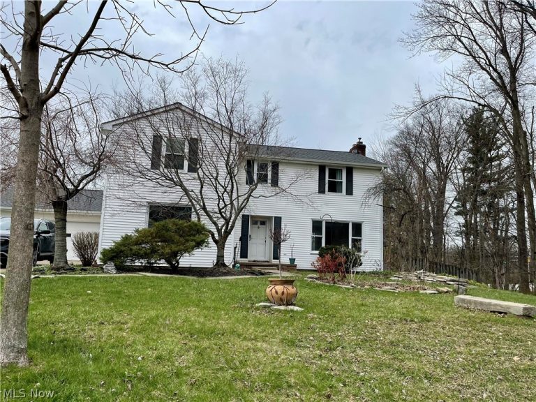 333 Parkway Drive, Berea, OH, 44017