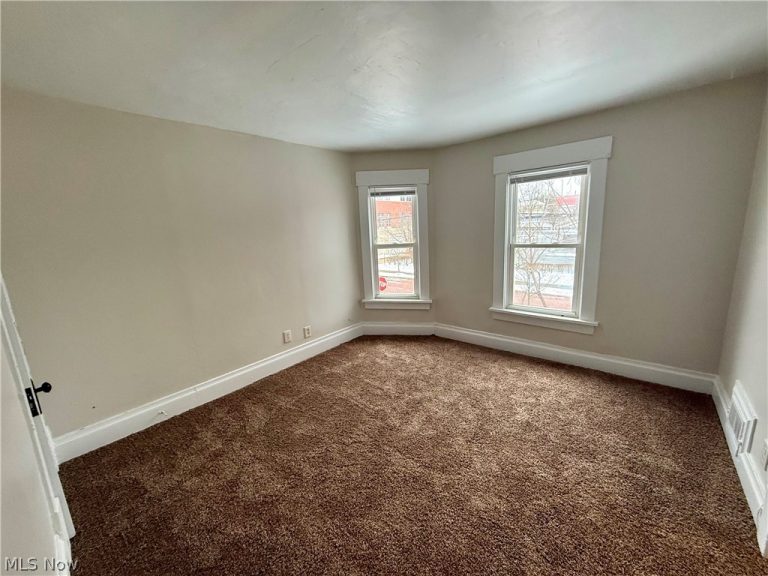 39 Balch Street, Akron, OH - Photo 6