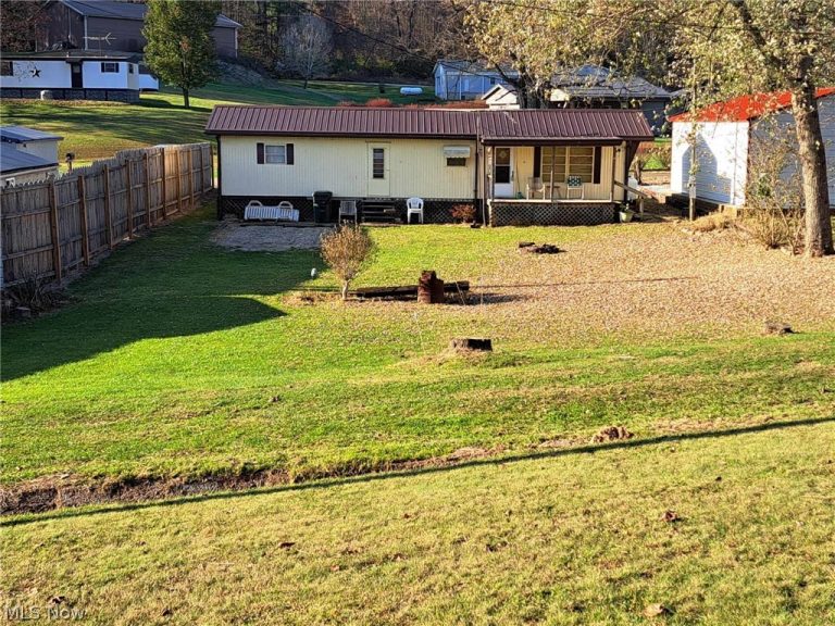 25912 Lashley – Sue Linn Acres, Senecaville, OH - Photo 2