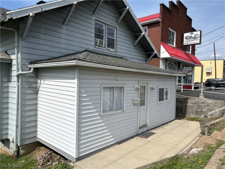 2526 Sunset Boulevard #2, Steubenville, OH, 43952