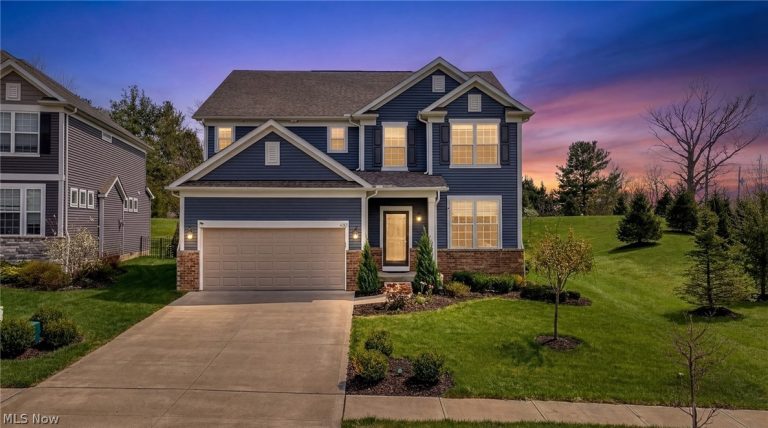 8497 Tahoe Drive, Macedonia, OH, 44056