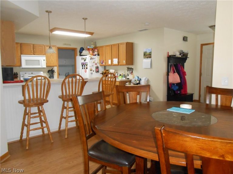 7567 Monterey Bay Drive, Mentor on the Lake, OH - Photo 6